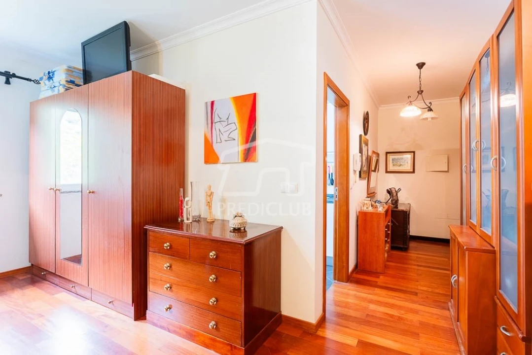Apartamento para Venda em Caniço Foto 10