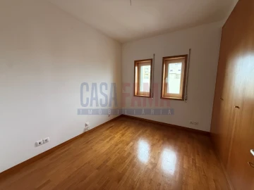 Apartamento T3 para Venda em Póvoa de Varzim, Beiriz e Argivai