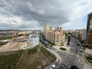 Apartamento T3 para Venda em Póvoa de Varzim, Beiriz e Argivai