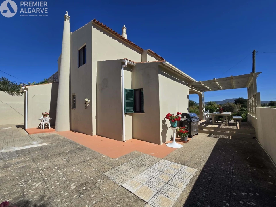 Moradia T3 para Venda em Pechão Foto 5