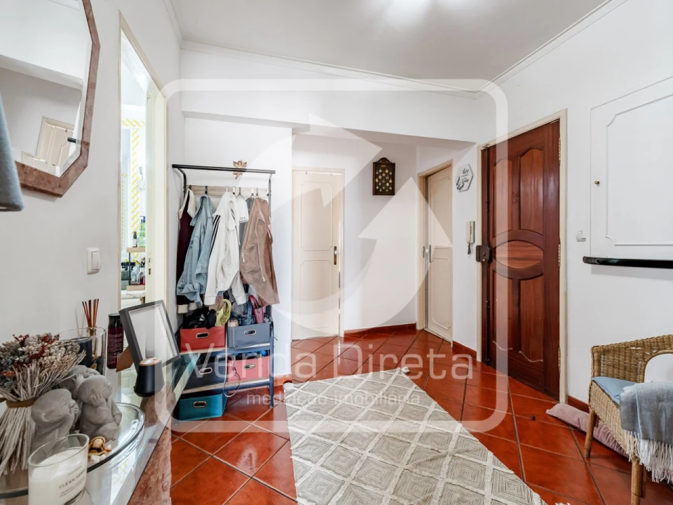 Apartamento T2 para Venda em Santa Iria de Azoia, São João da Talha e Bobadela Foto 1