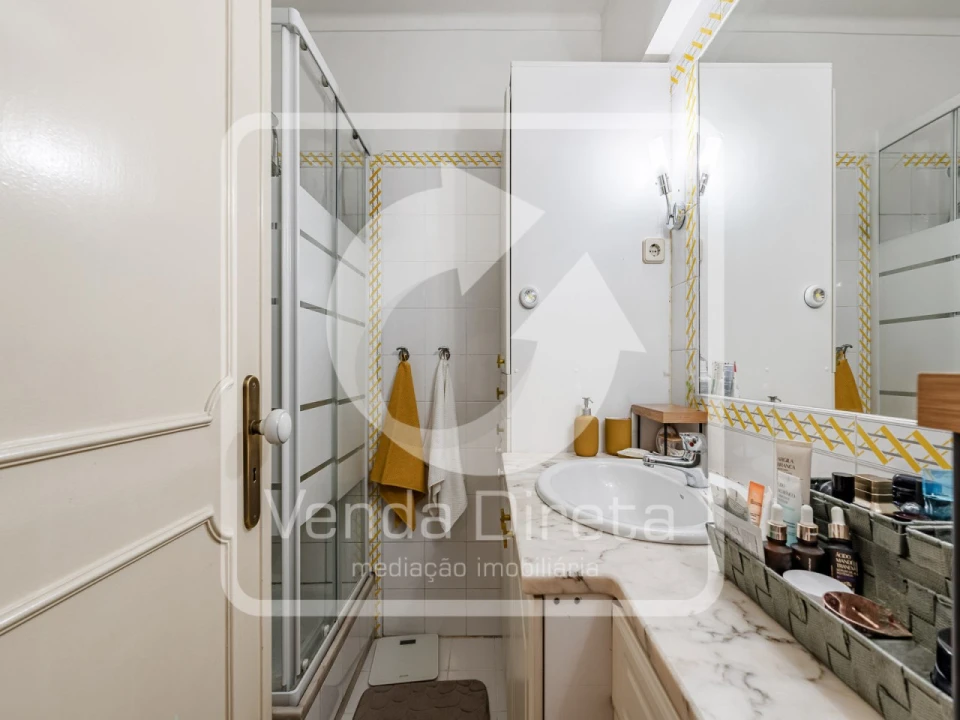 Apartamento T2 para Venda em Santa Iria de Azoia, São João da Talha e Bobadela Foto 5
