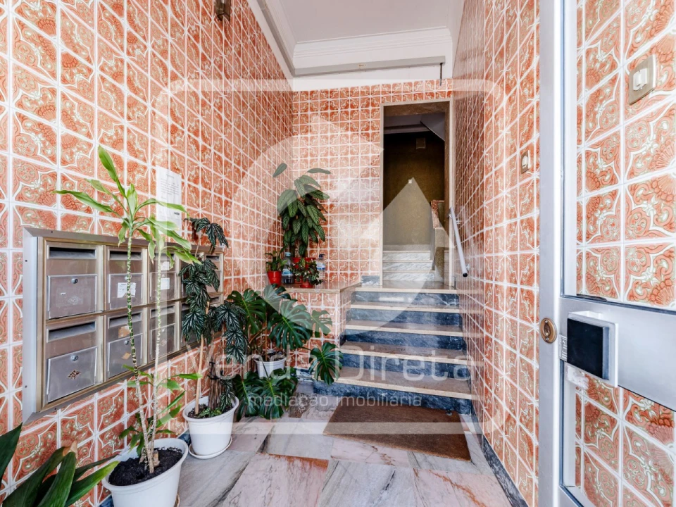 Apartamento T2 para Venda em Santa Iria de Azoia, São João da Talha e Bobadela Foto 24