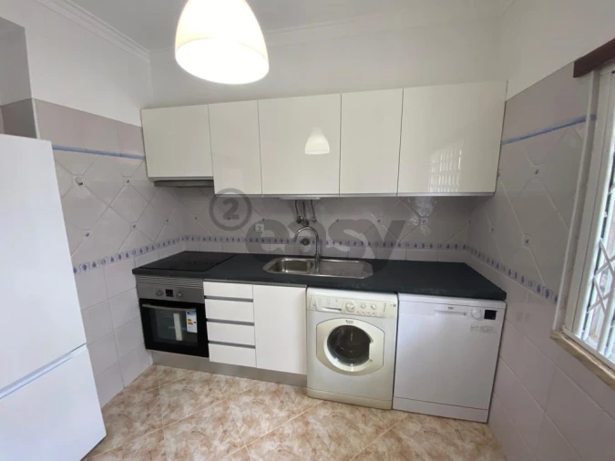 Apartamento T3 para Arrendamento em Charneca de Caparica e Sobreda Foto 13