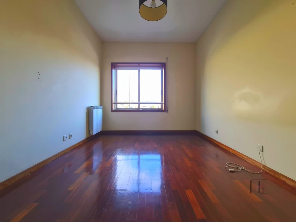 Apartamento T2 para Venda em Anta e Guetim Foto 4