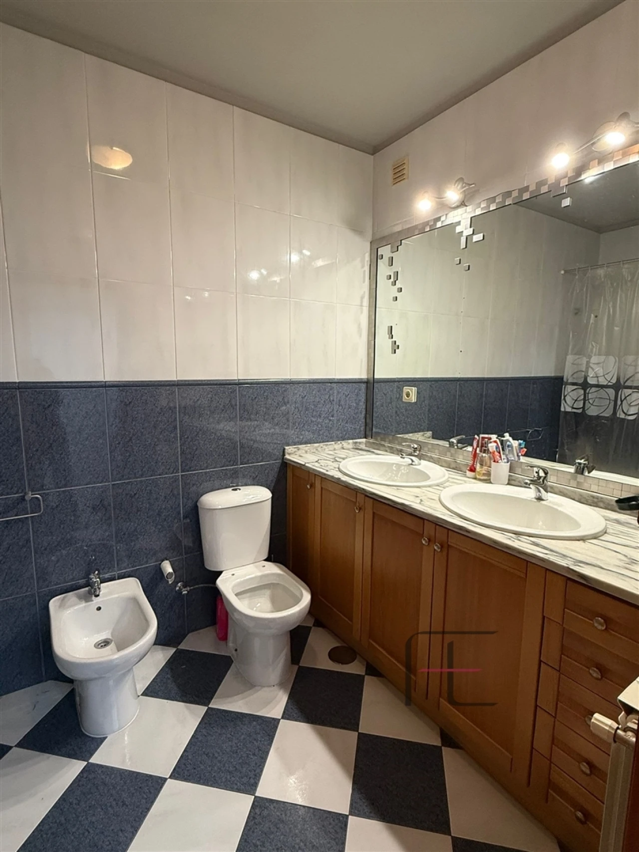 Apartamento T4 para Venda em Castêlo da Maia Foto 30