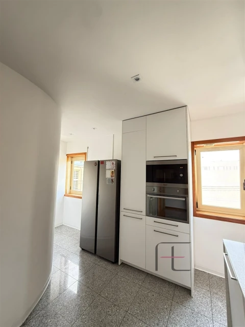 Apartamento T4 para Venda em Castêlo da Maia