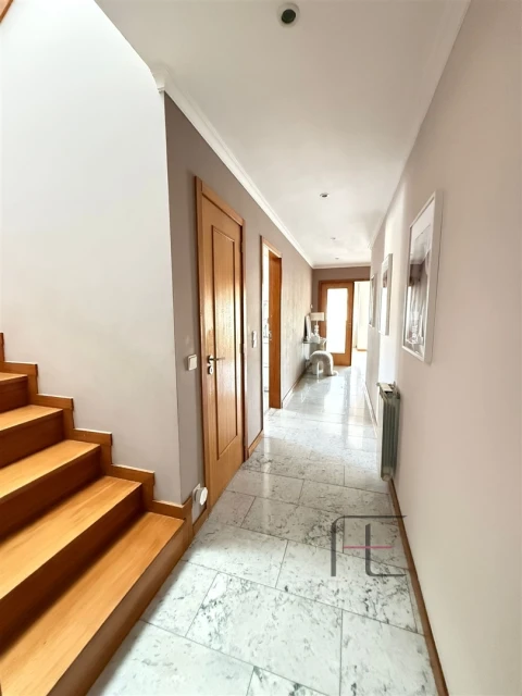 Apartamento T4 para Venda em Castêlo da Maia