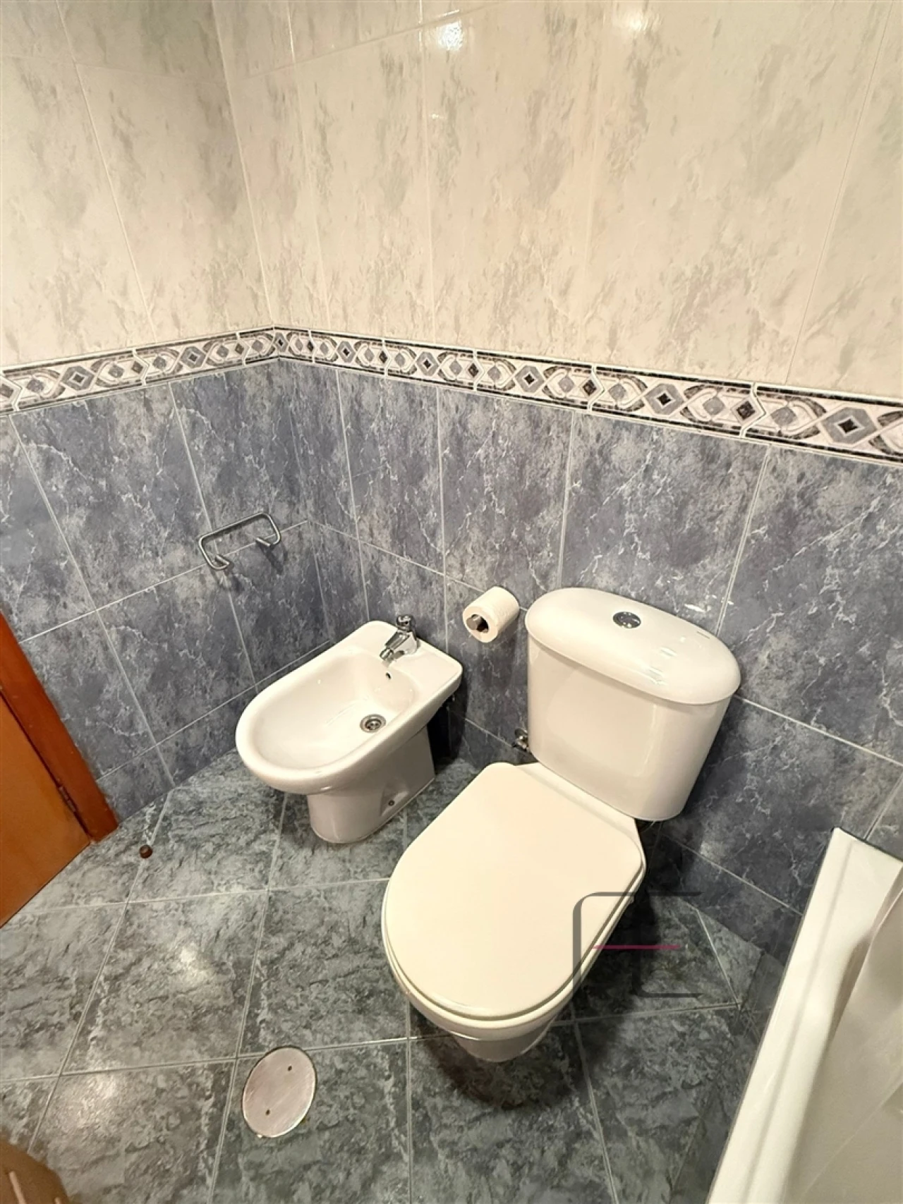 Apartamento T4 para Venda em Castêlo da Maia Foto 21