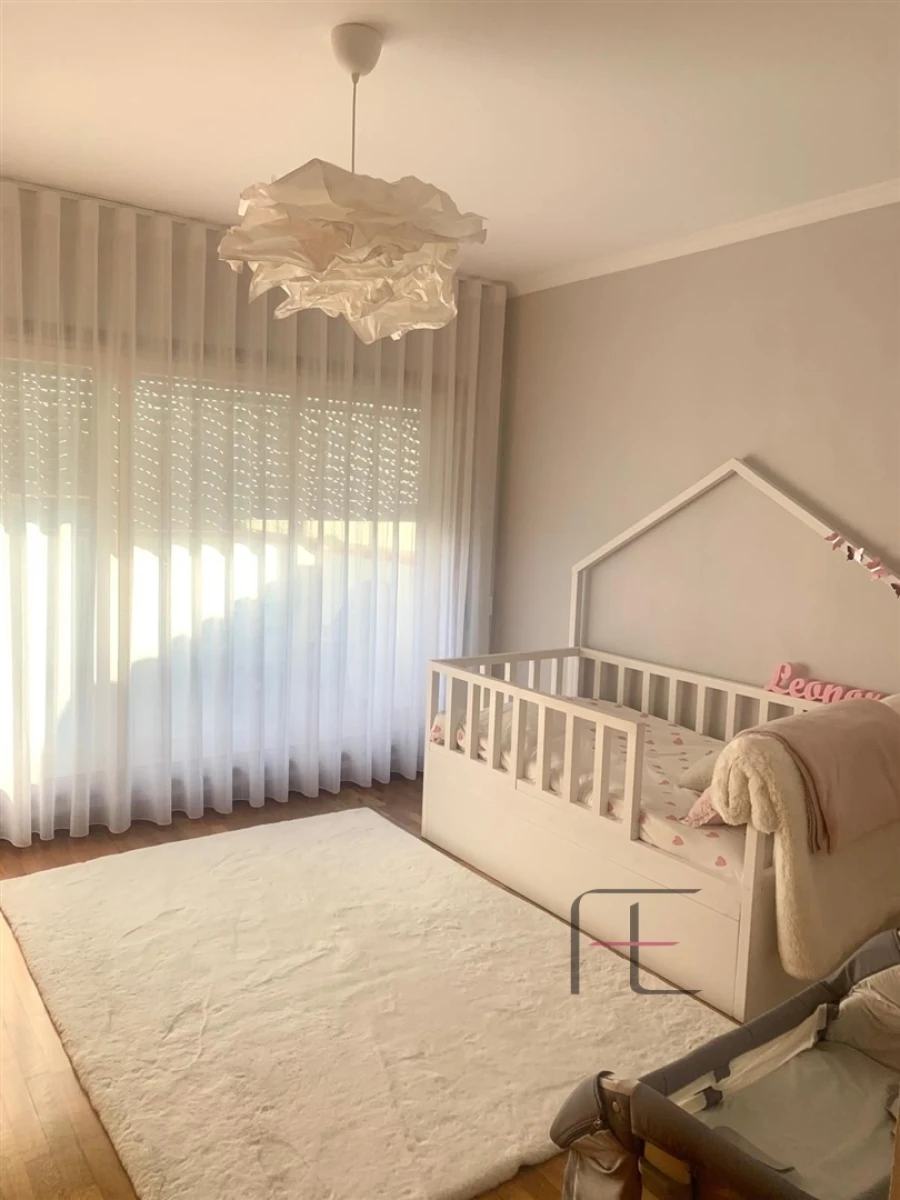 Apartamento T4 para Venda em Castêlo da Maia Foto 22