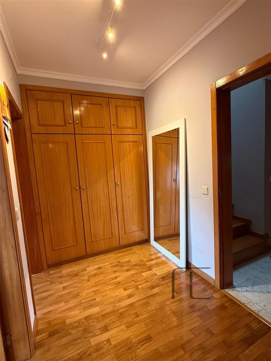 Apartamento T4 para Venda em Castêlo da Maia Foto 29