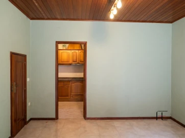 Moradia T2 para Venda em Santa Marinha e São Pedro da Afurada