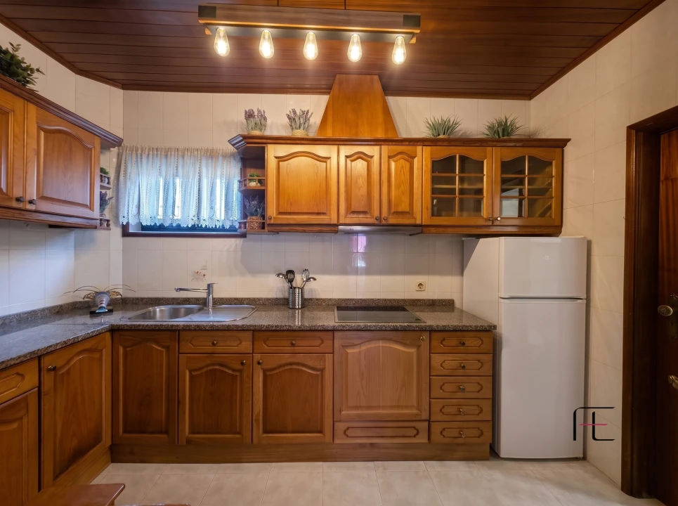 Moradia T2 para Venda em Santa Marinha e São Pedro da Afurada Foto 13