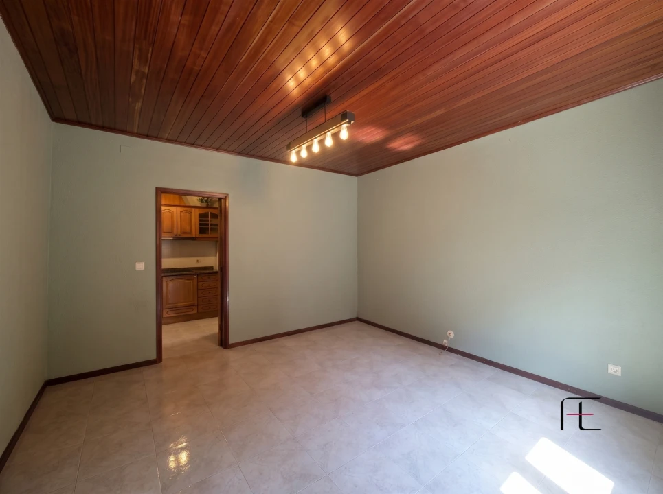 Moradia T2 para Venda em Santa Marinha e São Pedro da Afurada Foto 12
