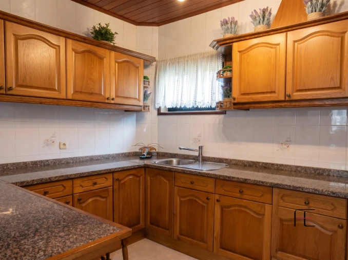 Moradia T2 para Venda em Santa Marinha e São Pedro da Afurada Foto 3