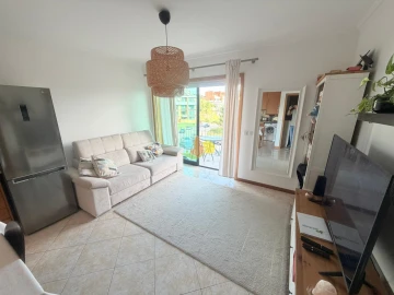 Apartamento T1 para Venda em Tavarede