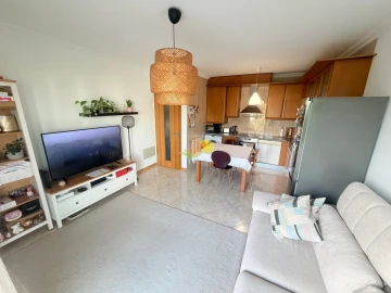 Apartamento T1 para Venda em Tavarede