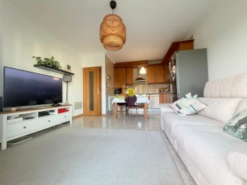 Apartamento T1 para Venda em Tavarede
