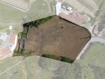 Moradia T3 para Venda em Tabuadelo e São Faustino