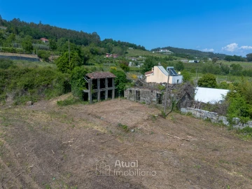 Moradia T3 para Venda em Tabuadelo e São Faustino