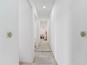 Moradia T3 para Venda em Vila Cova da Lixa e Borba de Godim