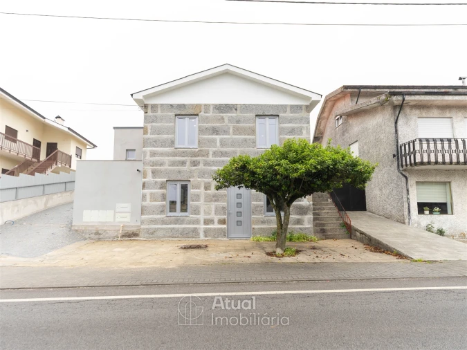 Moradia T3 para Venda em Vila Cova da Lixa e Borba de Godim