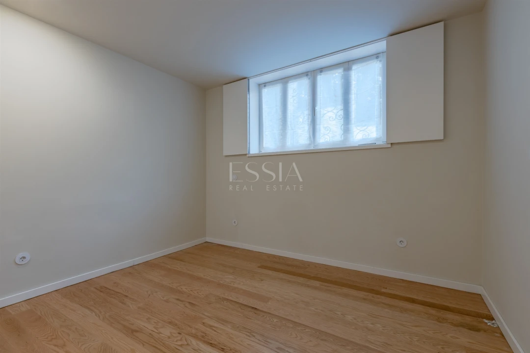 Apartamento T3 para Arrendamento em Aldoar, Foz do Douro e Nevogilde Foto 24