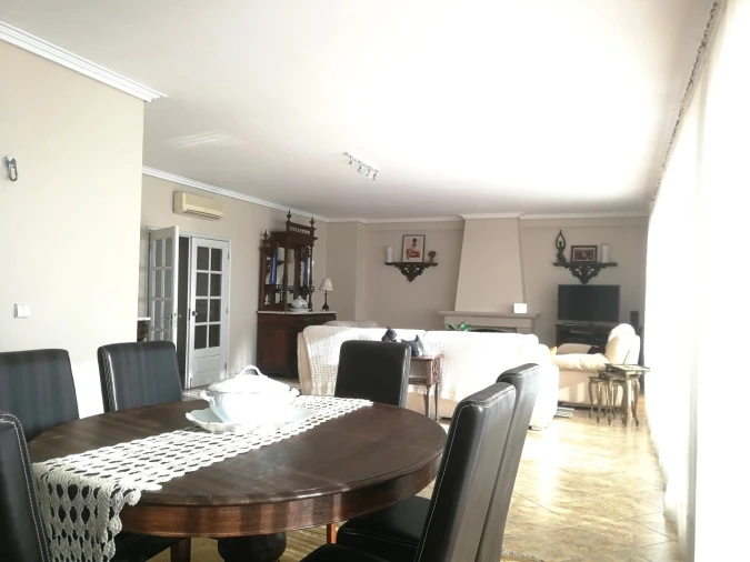 Apartamento T4 para Venda em Glória e Vera Cruz Foto 8