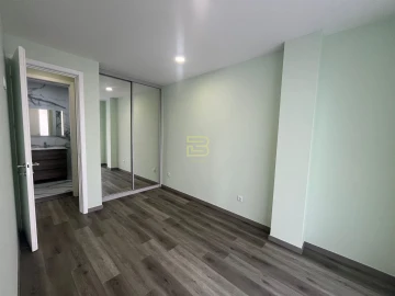 Apartamento T4 para Venda em Mafamude e Vilar do Paraíso