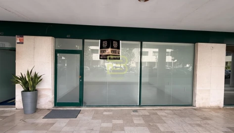 Apartamento T4 para Venda em Mafamude e Vilar do Paraíso