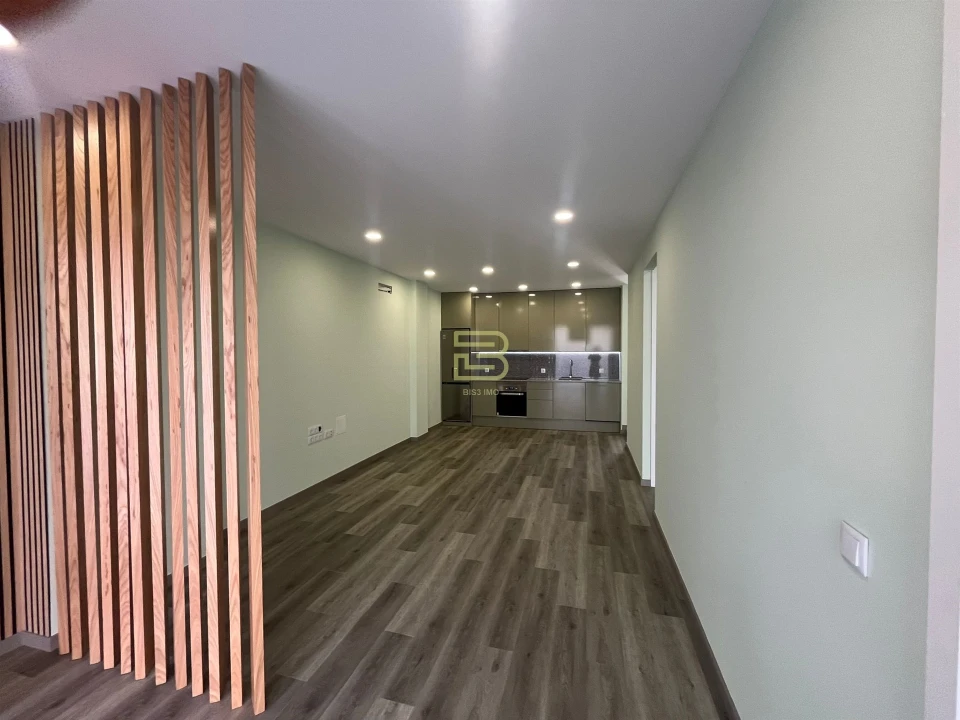 Apartamento T4 para Venda em Mafamude e Vilar do Paraíso Foto 4
