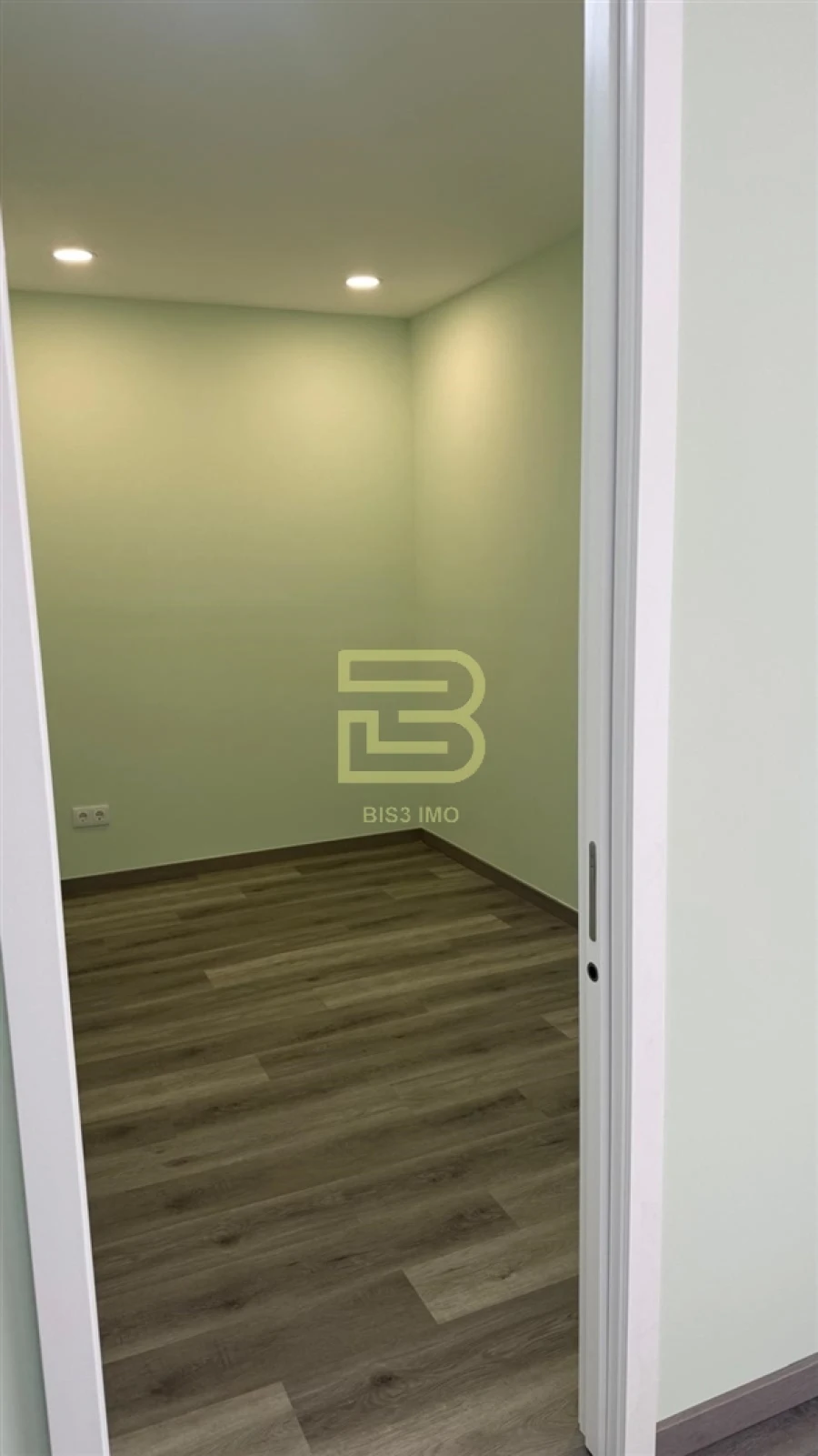 Apartamento T3 para Venda em Mafamude e Vilar do Paraíso Foto 12