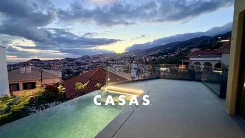 Moradia T2 para Venda em Funchal (Santa Maria Maior)