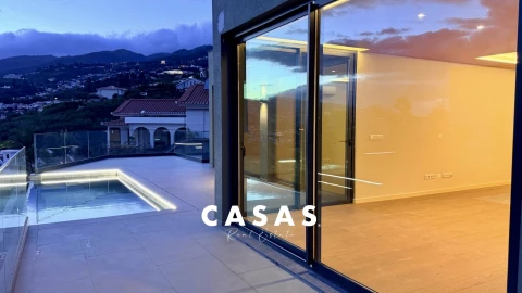 Moradia T2 para Venda em Funchal (Santa Maria Maior)