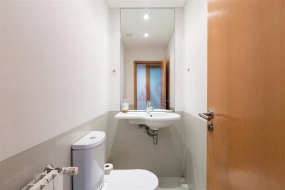Apartamento T2 para Venda em Santa Marinha e São Pedro da Afurada