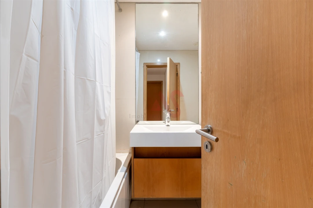 Apartamento T2 para Venda em Santa Marinha e São Pedro da Afurada Foto 15