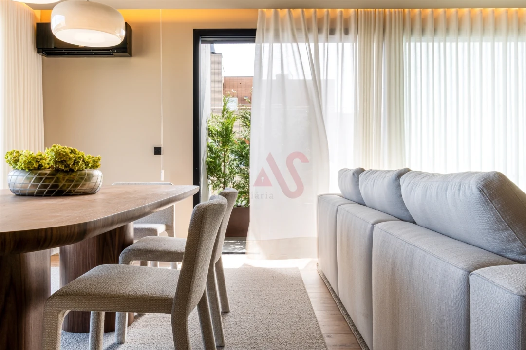 Apartamento T2 para Venda em Vilar de Andorinho Foto 10