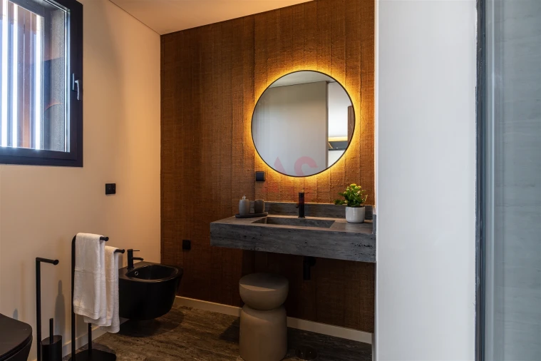 Apartamento T2 para Venda em Vilar de Andorinho Foto 18