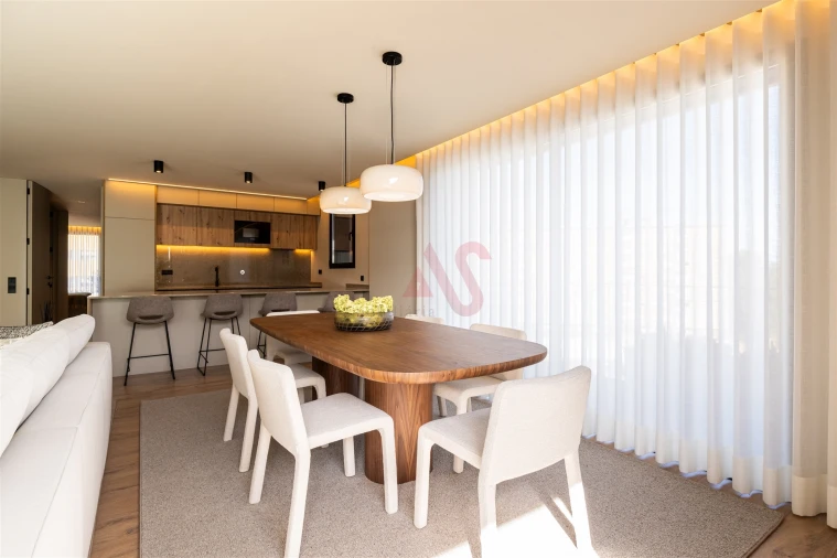 Apartamento T2 para Venda em Vilar de Andorinho Foto 5