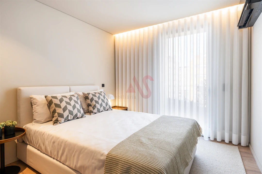 Apartamento T2 para Venda em Vilar de Andorinho Foto 24