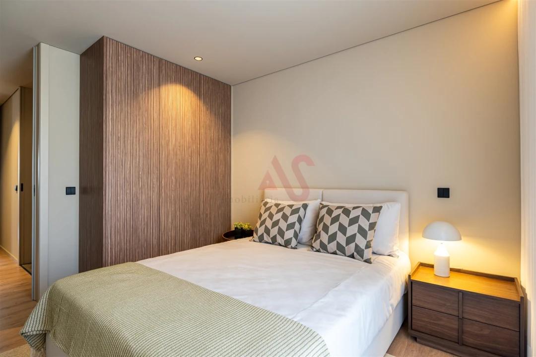 Apartamento T2 para Venda em Vilar de Andorinho Foto 26