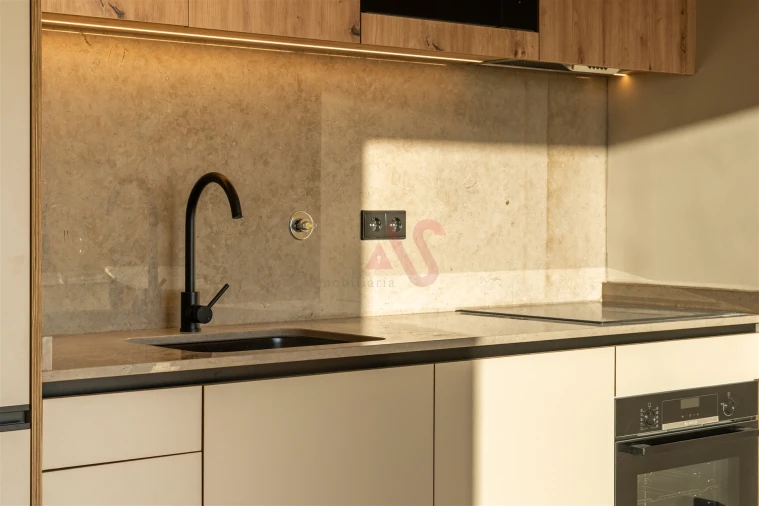 Apartamento T2 para Venda em Vilar de Andorinho Foto 6