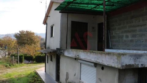 Prédio para Venda em Tagilde e Vizela (São Paio)