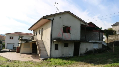 Prédio para Venda em Tagilde e Vizela (São Paio)