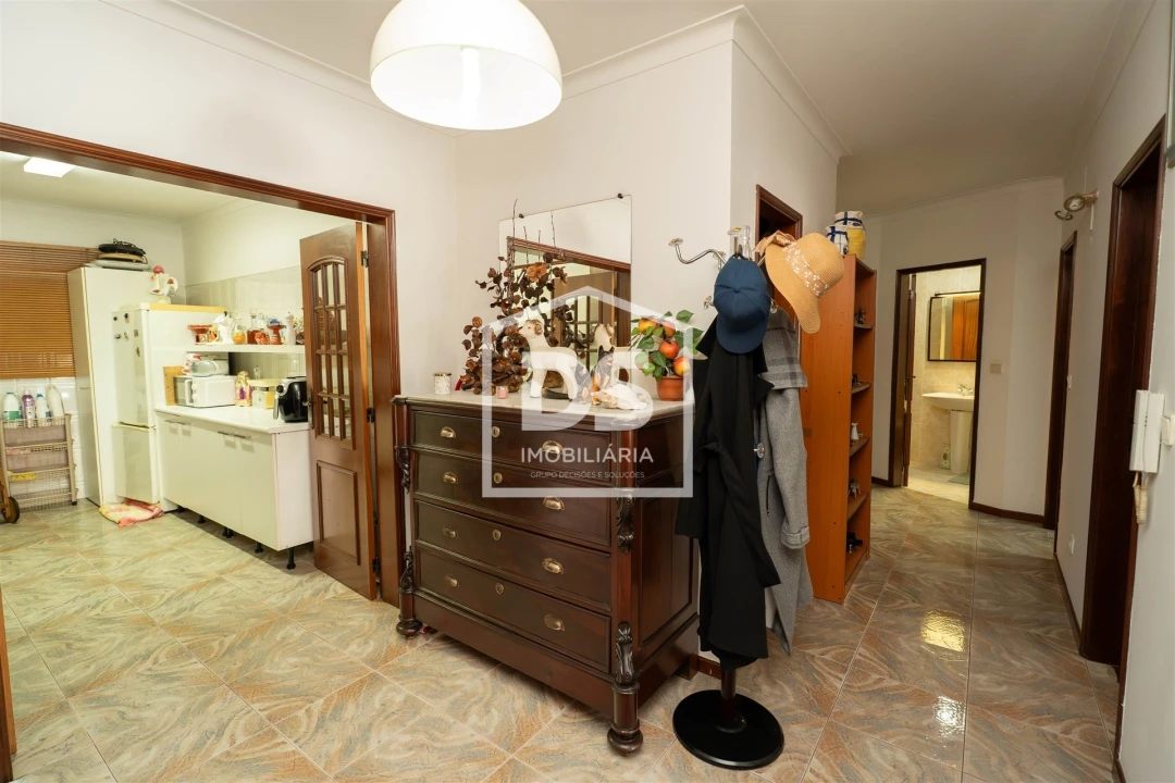 Apartamento T3 para Venda em Alcobaça e Vestiaria Foto 58