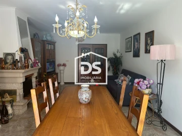 Apartamento T3 para Venda em Alcobaça e Vestiaria