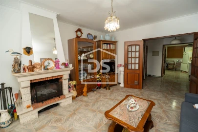 Apartamento T3 para Venda em Alcobaça e Vestiaria