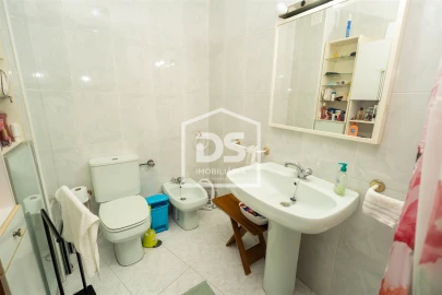 Apartamento T3 para Venda em Alcobaça e Vestiaria