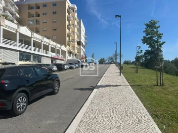 Apartamento T3 para Venda em Alcobaça e Vestiaria