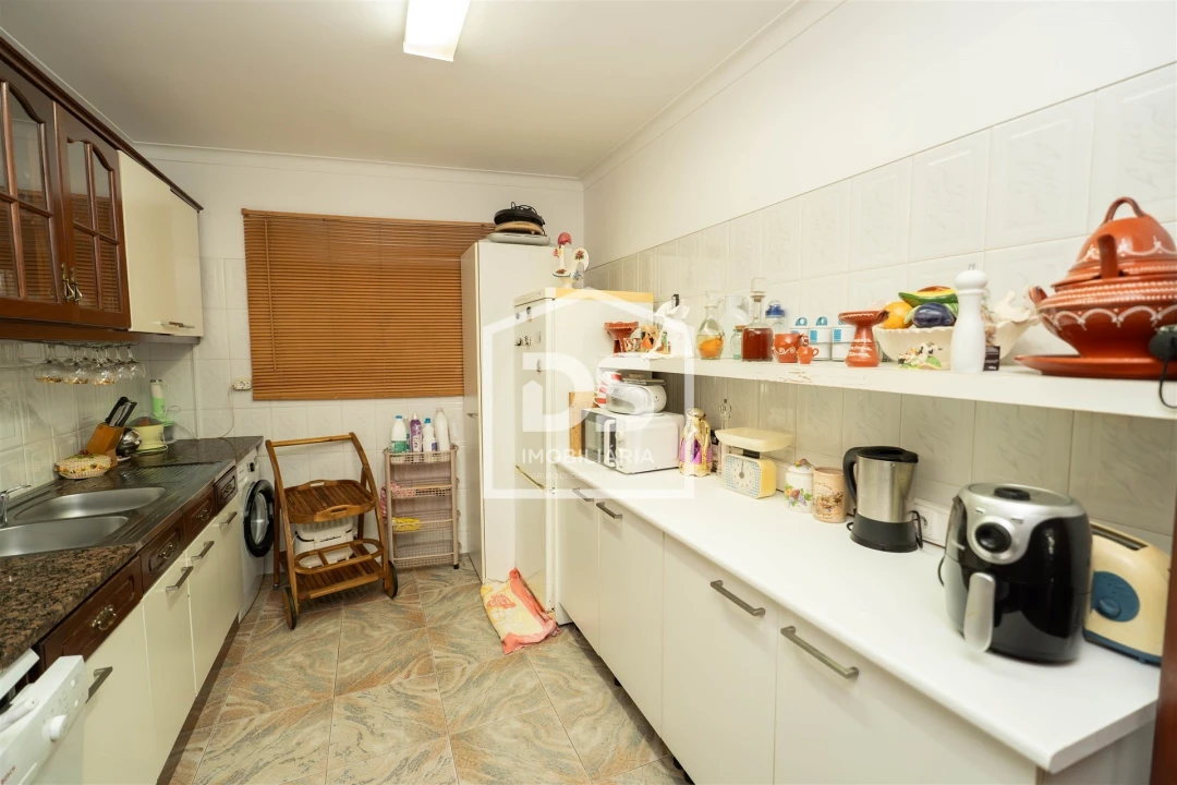 Apartamento T3 para Venda em Alcobaça e Vestiaria Foto 57